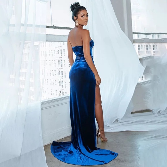 Blue Velvet High Slit Corset Maxi Gown - Picture 3 of 16